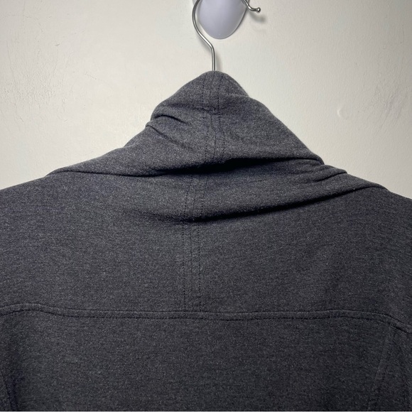 Lululemon women's Heathered Mod Black To & Flow Wrap oversized cardigan in US 2 - Picture 11 of 11